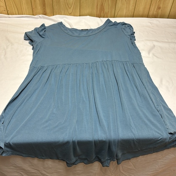 JODIFL Blue Short Sleeve Top. Size 3X - Picture 4 of 7